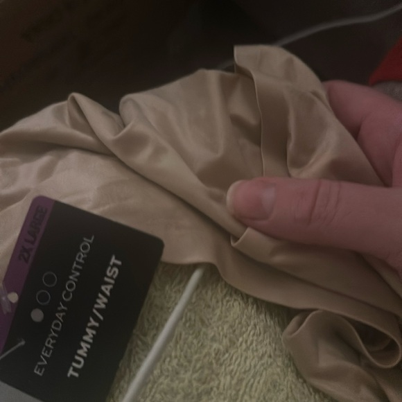 Maiden form  top solution comfortable 2 way tank - Picture 1 of 2